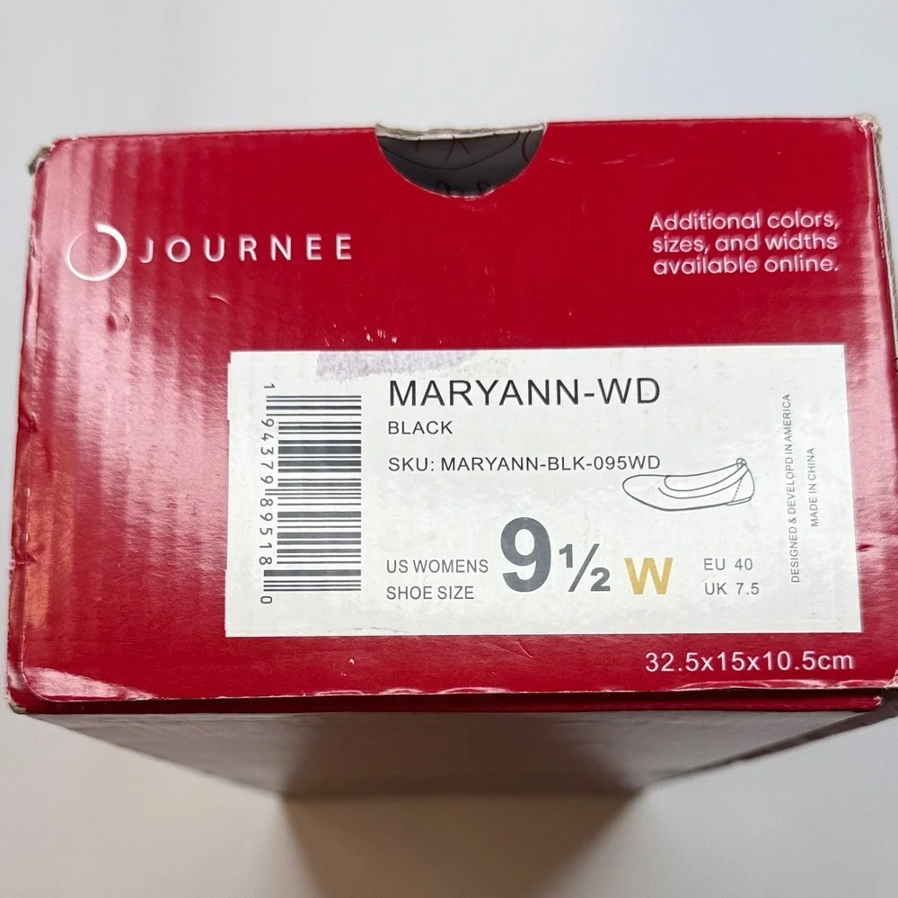 Journee Collection Women's Maryann Knit Round Toe Ballet Flats- Size 9.5W